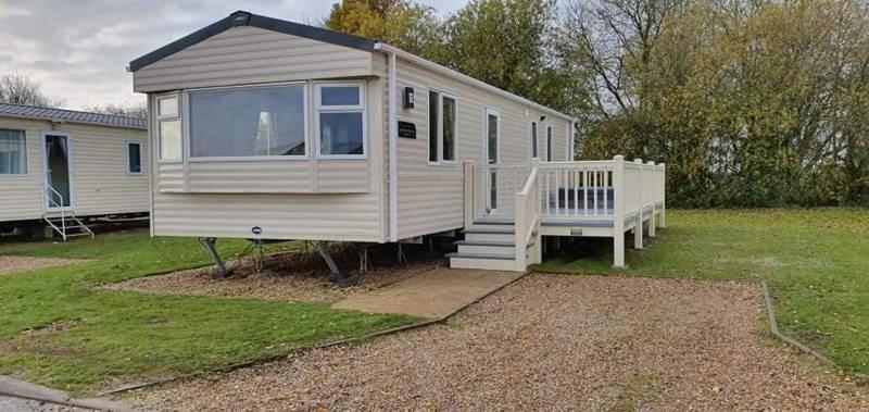 Ksr Hot Tub Holiday Home At Tattershall Lakes الغرفة الصورة